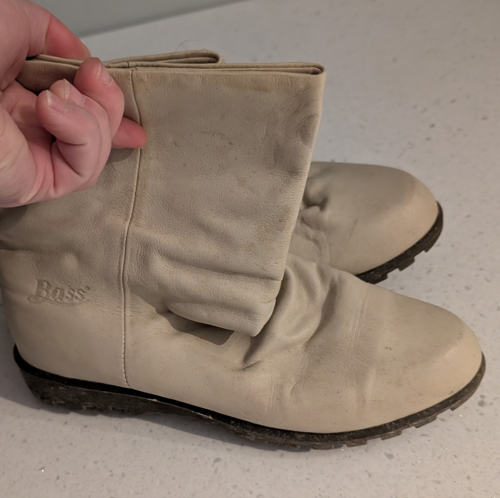 Cream boots